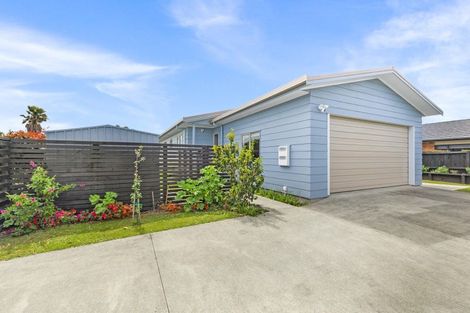 Photo of property in 16 Kedge Drive, Mangawhai, 0505
