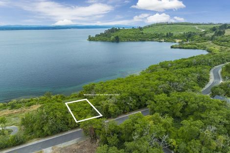 Photo of property in 59 Parawera Drive, Acacia Bay, Taupo, 3330