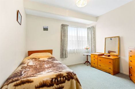 Photo of property in 79a Godley Road, Green Bay, Auckland, 0604