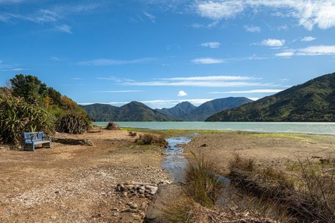 Photo of property in 26 Belview Road, Havelock, Picton, 7281