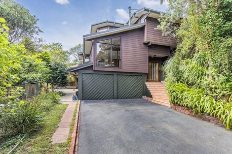 Photo of property in 14a Spicer Place, Tawa, Wellington, 5028