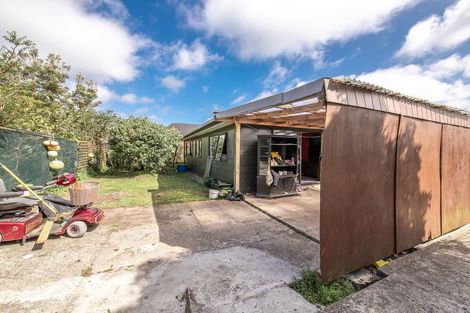 Photo of property in 11 Ngahue Crescent, Carters Beach, Westport, 7825