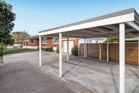 Photo of property in 28 Maranui Street, Mount Maunganui, 3116