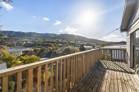 Photo of property in 31 Bell Street, Tawa, Wellington, 5028