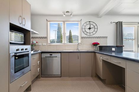 Photo of property in 93 Mount View Drive, Mangakakahi, Rotorua, 3015