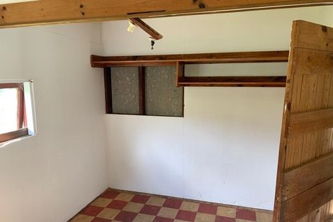 Photo of property in 29 Opanuku Road, Henderson Valley, Auckland, 0612