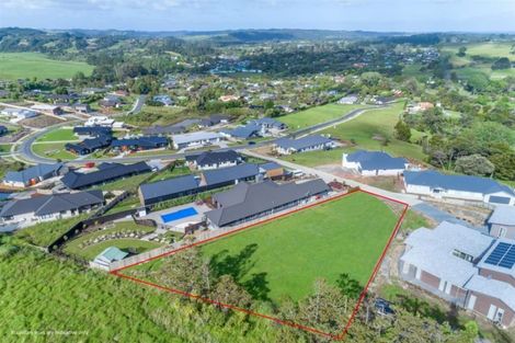 Photo of property in 8 Pheasant Lane, Waimauku, 0812