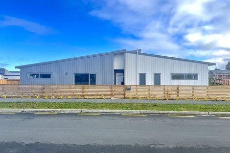 Photo of property in 30 Benchmark Drive, Massey, Auckland, 0614