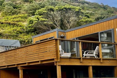 Photo of property in 1/410 The Esplanade, Island Bay, Wellington, 6023