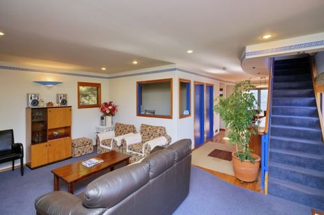 Photo of property in 37 Cornwall Road, Lyttelton, 8082