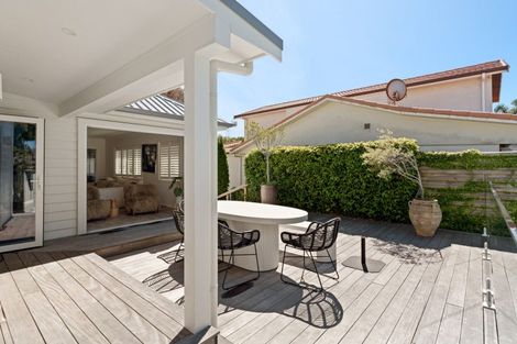 Photo of property in 71 Oceanview Road, Mount Maunganui, 3116