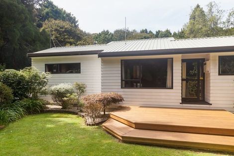 Photo of property in 12a Marina Grove, Frankleigh Park, New Plymouth, 4310