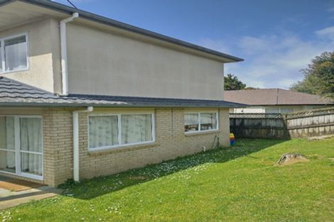 Photo of property in 2/10 Saints Court, Manurewa, Auckland, 2102