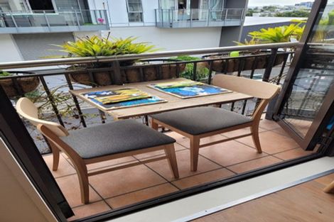 Photo of property in 1b/5 Charlotte Street, Eden Terrace, Auckland, 1021