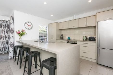 Photo of property in 4 West Place, Greenmeadows, Napier, 4112