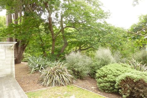 Photo of property in 17a Athol Terrace, Upper Riccarton, Christchurch, 8041