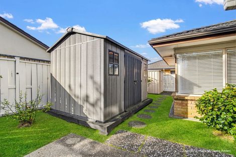 Photo of property in 79 Riverton Drive, Randwick Park, Auckland, 2105