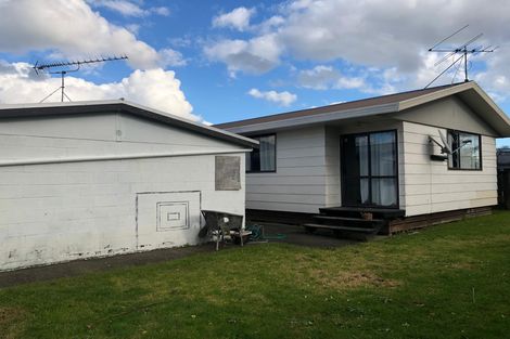 Photo of property in 2/26 Sheehan Avenue, Papakura, 2110