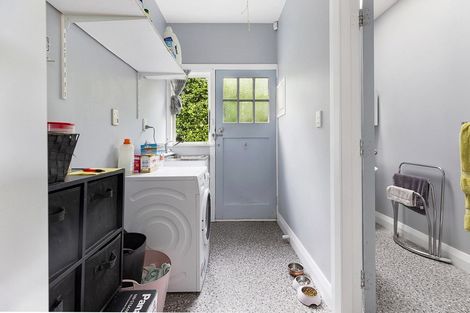 Photo of property in 7 Moana Road, Kelburn, Wellington, 6012