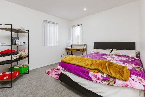 Photo of property in 20b Martin Road, Manurewa, Auckland, 2102