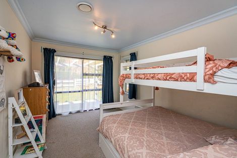 Photo of property in 14 Wi Pere Street, Manakau, Levin, 5573