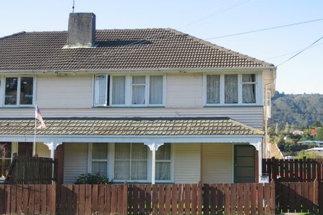 Photo of property in 211 George Street, Stokes Valley, Lower Hutt, 5019