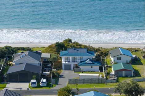 Photo of property in 563 Pukehina Parade, Pukehina, Te Puke, 3189