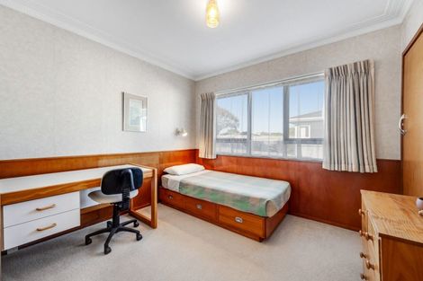 Photo of property in 41 Bradbury Road, Botany Downs, Auckland, 2010