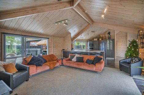 Photo of property in 33 Mccormick Place, Pauanui, Hikuai, 3579