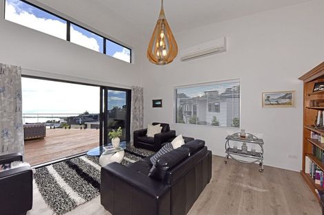 Photo of property in 3 Stoneyridge Close, Mount Pleasant, Christchurch, 8081