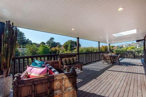 Photo of property in 1/1 Mayfair Crescent, Mairangi Bay, Auckland, 0630