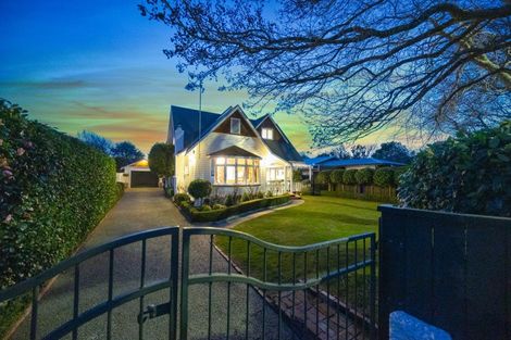 Photo of property in 244 Victoria Avenue, Hokowhitu, Palmerston North, 4410