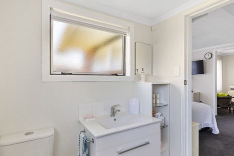 Photo of property in 38 Wairau Road, Oakura, 4314