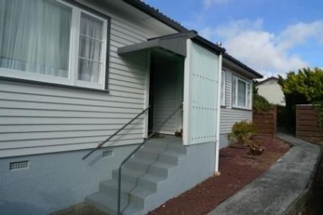 Photo of property in 20 Dr Taylor Terrace, Johnsonville, Wellington, 6037