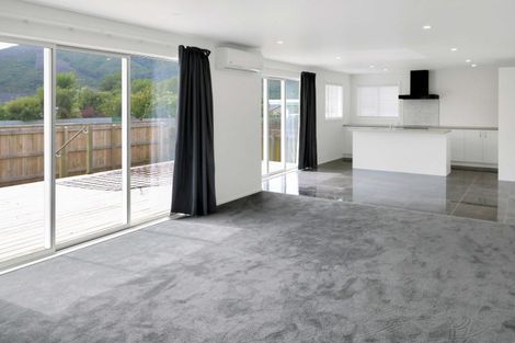 Photo of property in 20a Fraser Street, Wainuiomata, Lower Hutt, 5014
