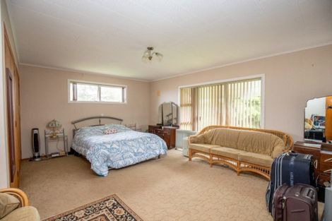 Photo of property in 76 Pipiroa Road, Ngatea, 3503