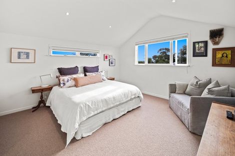 Photo of property in 4 Humariri Street, Point Chevalier, Auckland, 1022