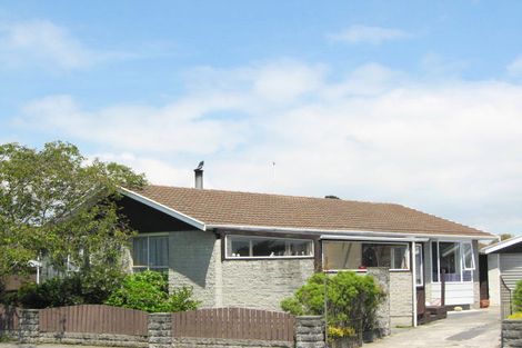 Photo of property in 8 Guernsey Street, Aranui, Christchurch, 8061
