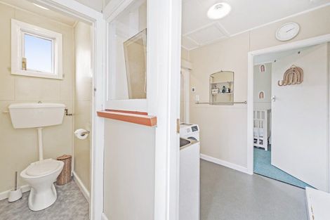 Photo of property in 29 Reserve Road, Waikuku Beach, 7473