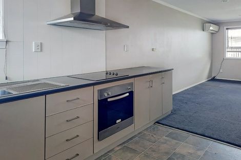 Photo of property in 2/13 Bowen Street, Upper Riccarton, Christchurch, 8041