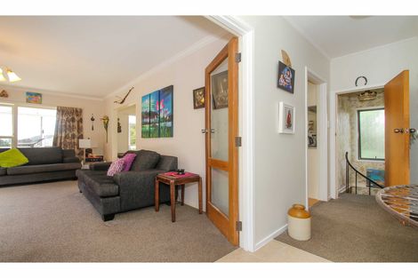 Photo of property in 1/19 Mcdowell Crescent, Hillcrest, Auckland, 0627