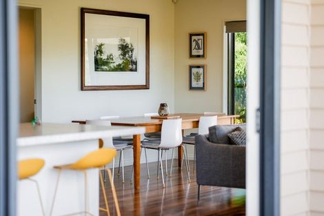 Photo of property in 4 Pateke Way, Paraparaumu Beach, Paraparaumu, 5032