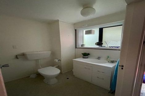 Photo of property in Barton Flats, 1/9-11 Barton Terrace, Thorndon, Wellington, 6011
