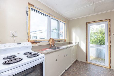Photo of property in 14 Lowther Street, Whanganui, 4500