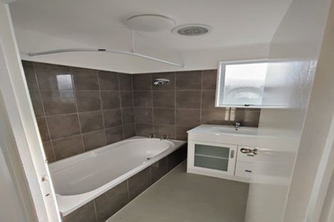 Photo of property in 1/307 Weymouth Road, Weymouth, Auckland, 2103