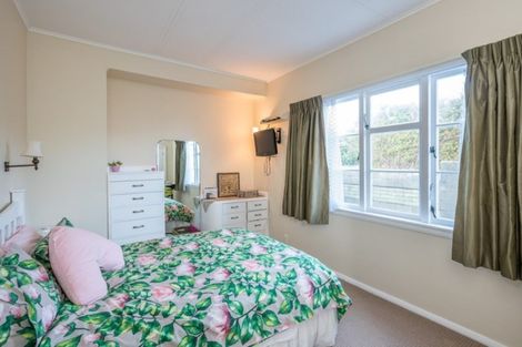 Photo of property in 65 Marine Parade, Paraparaumu Beach, Paraparaumu, 5032