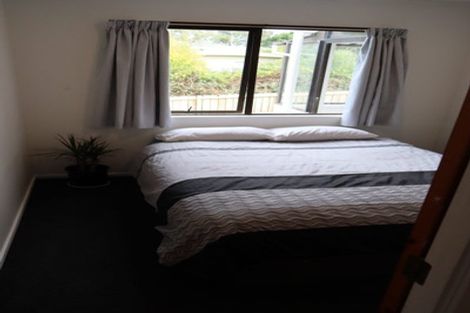 Photo of property in 2/68 View Road, Henderson, Auckland, 0612