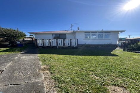 Photo of property in 114 Driver Crescent, Cannons Creek, Porirua, 5024