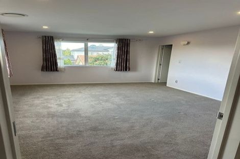 Photo of property in 56a Hutchinson Avenue, New Lynn, Auckland, 0600