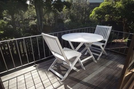 Photo of property in 2/41 College Road, Northcote, Auckland, 0627